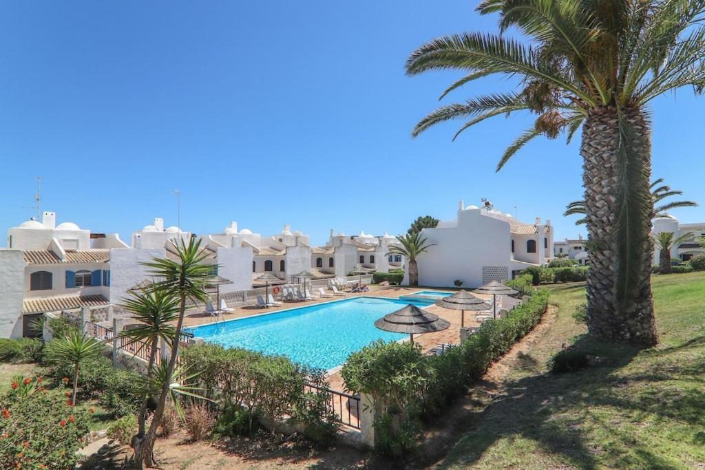 Vila Mourisca Porches  Εξωτερικό φωτογραφία